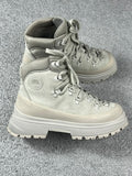 Canada Goose White Suede Journey Hiking Boots Size 9