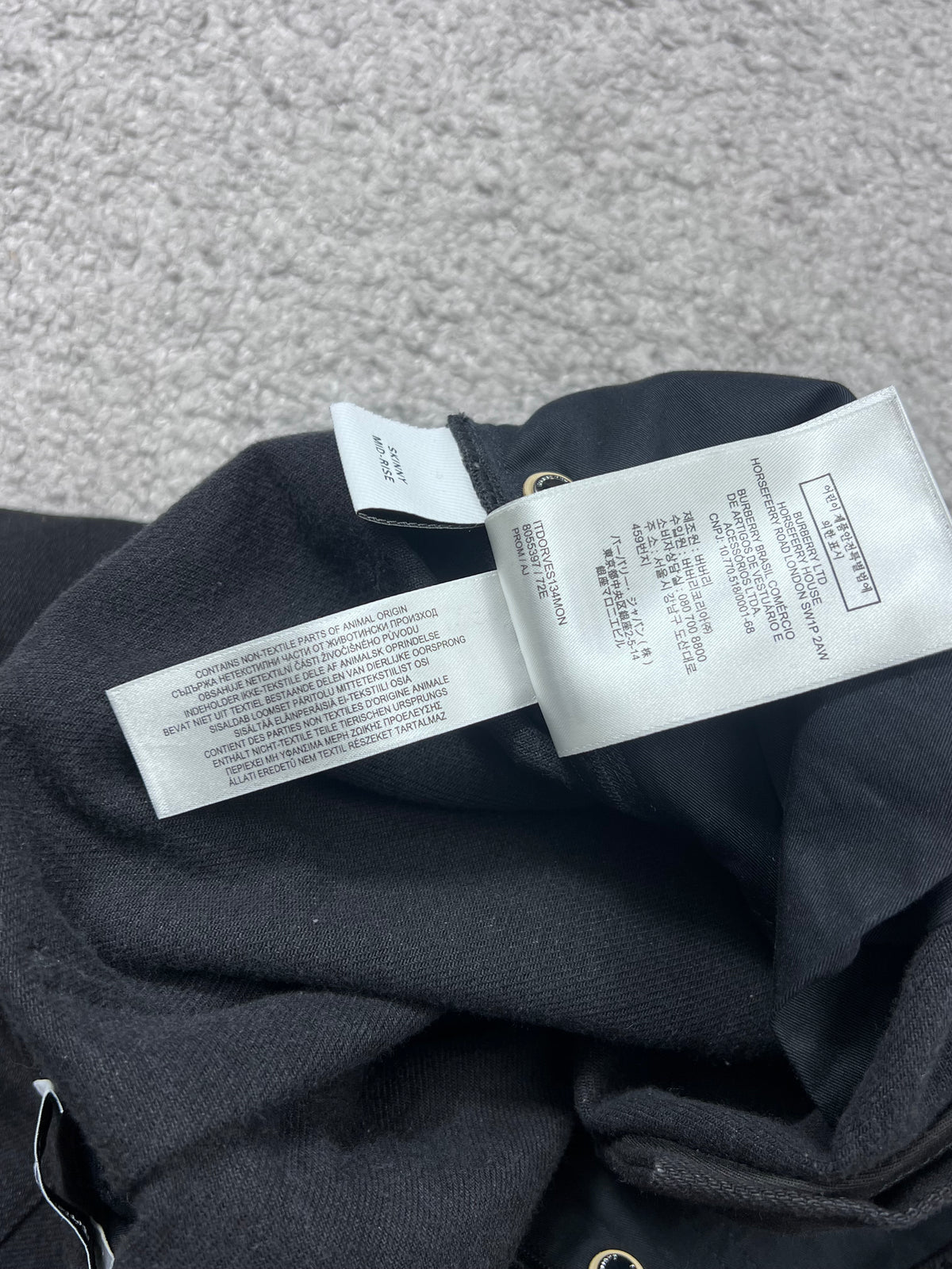 Burberry BT Big Pocket Logo Skinny Mid-Rise Jeans