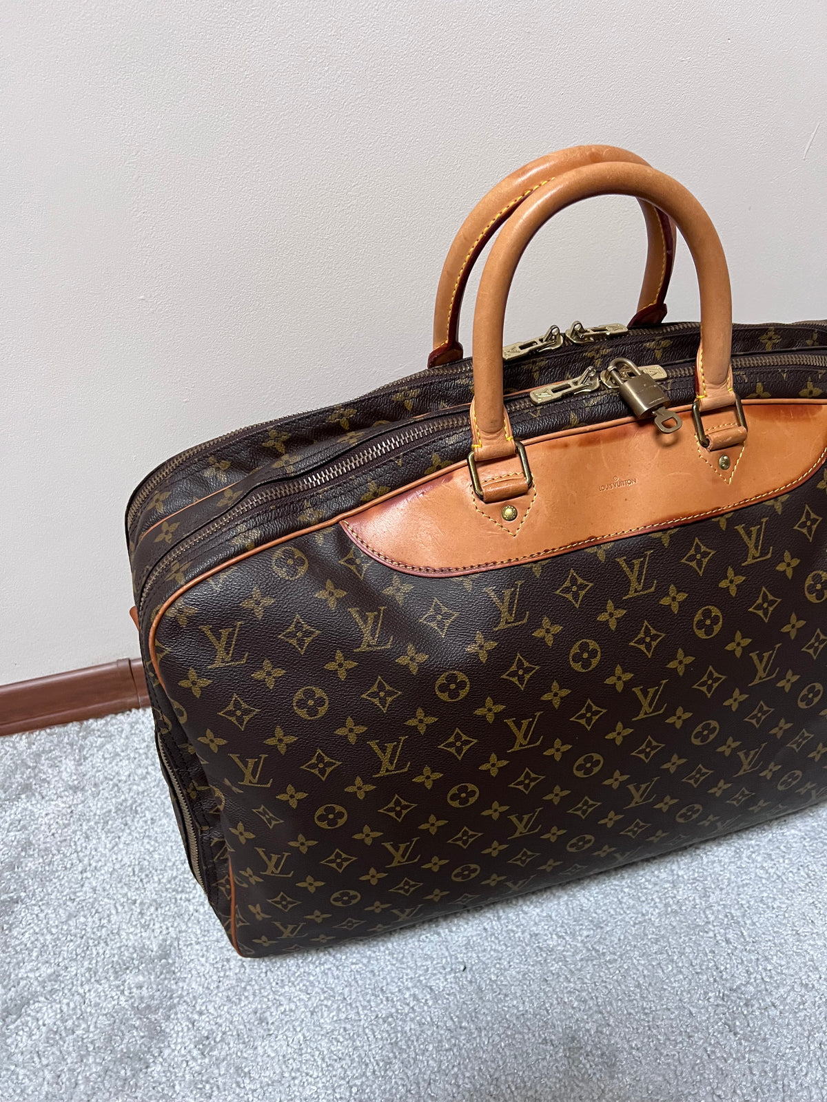 Louis Vuitton Alize 60 Monogram Travel Bag